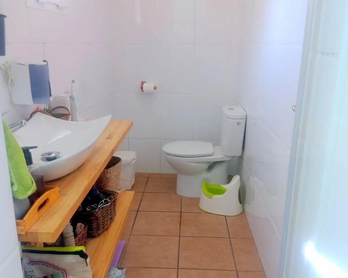 ad8fbae5-8539-445e-9466-532c59d8e6b6