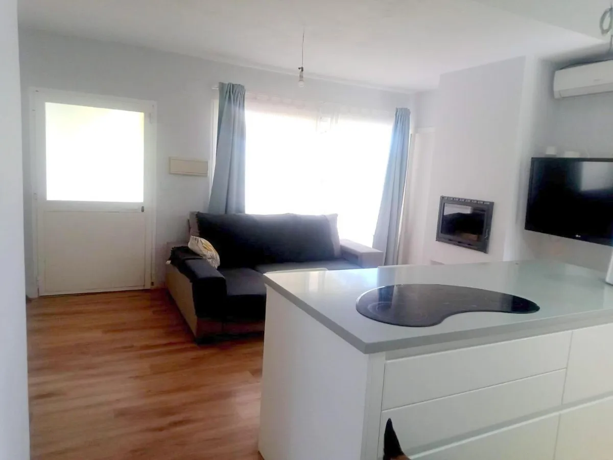 e8443e9c-8faa-45e4-b461-122b5ceafceb