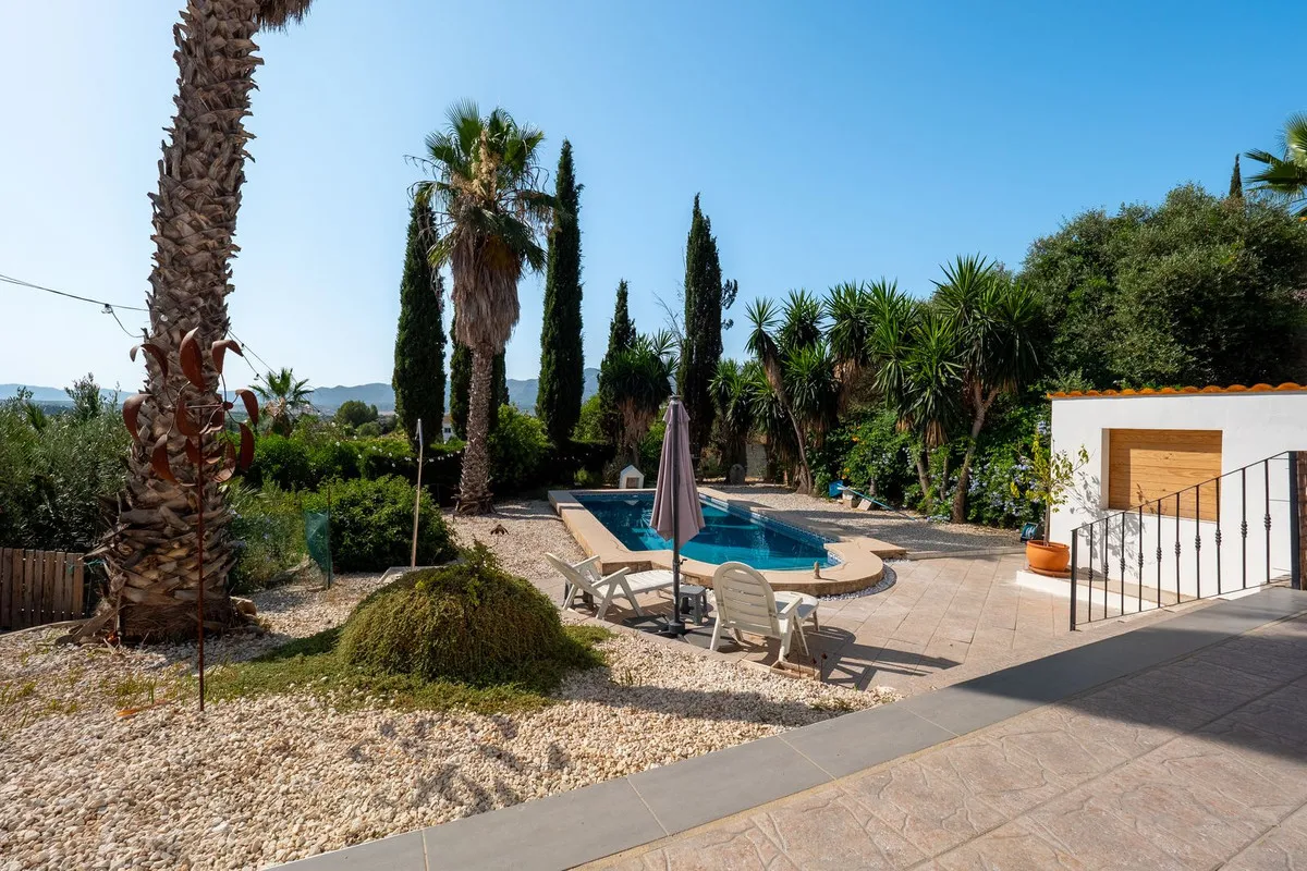 0ad70928-bc64-4274-826a-bc4a81d14238