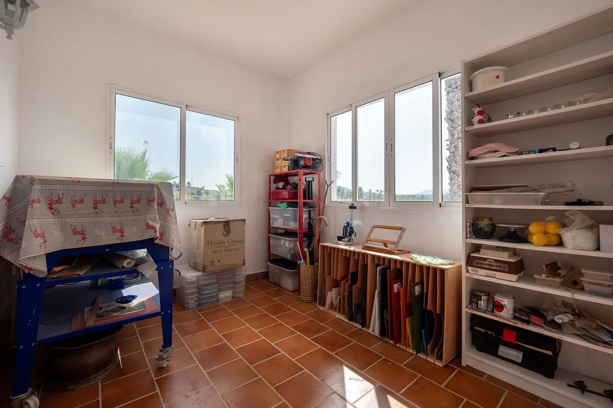 117d3f33-e84e-4c00-972d-0661c556f36a