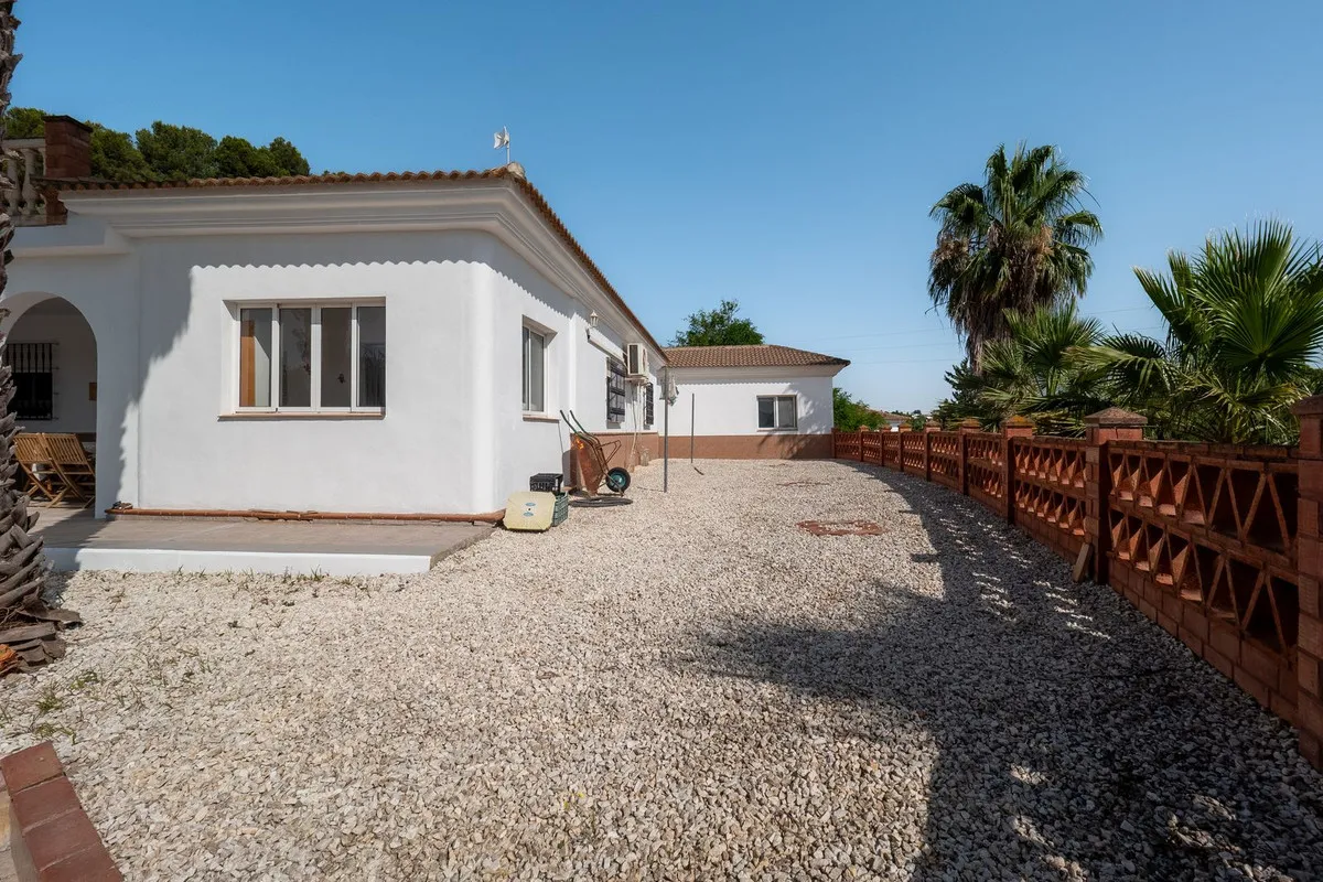 9c6c8a24-be40-4ed5-af03-ad97a5bdbd4e