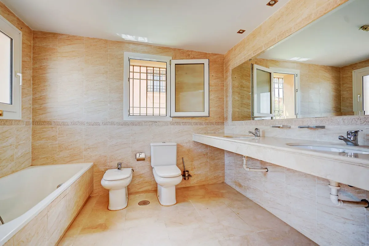 2a3053be-6c13-4d53-8162-2aadad5706be