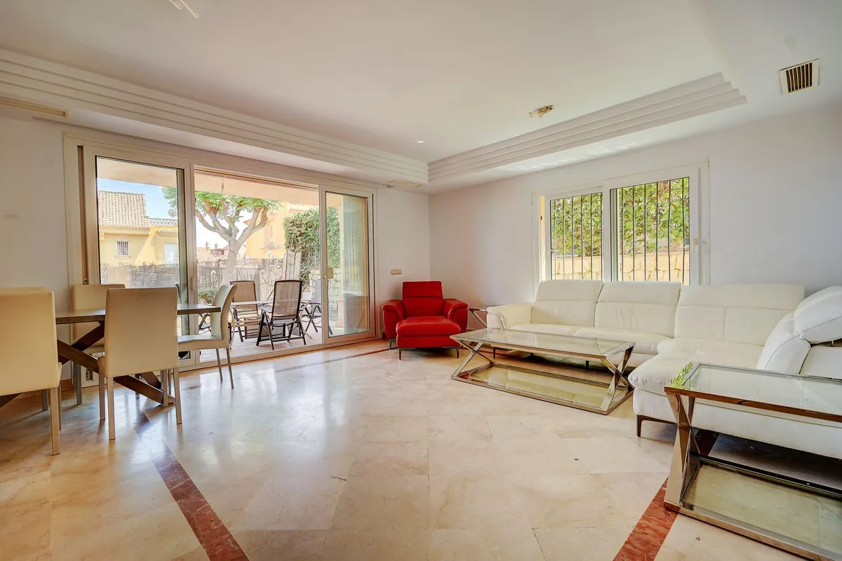 7625ba6d-d87b-4a90-bb17-aef24e2c76d5