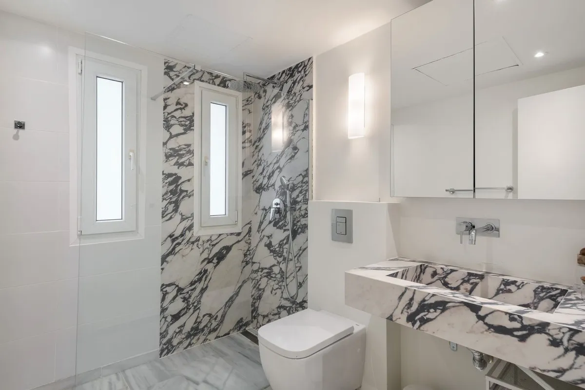 96f16dc3-61bf-4878-8028-2fa18bceef12