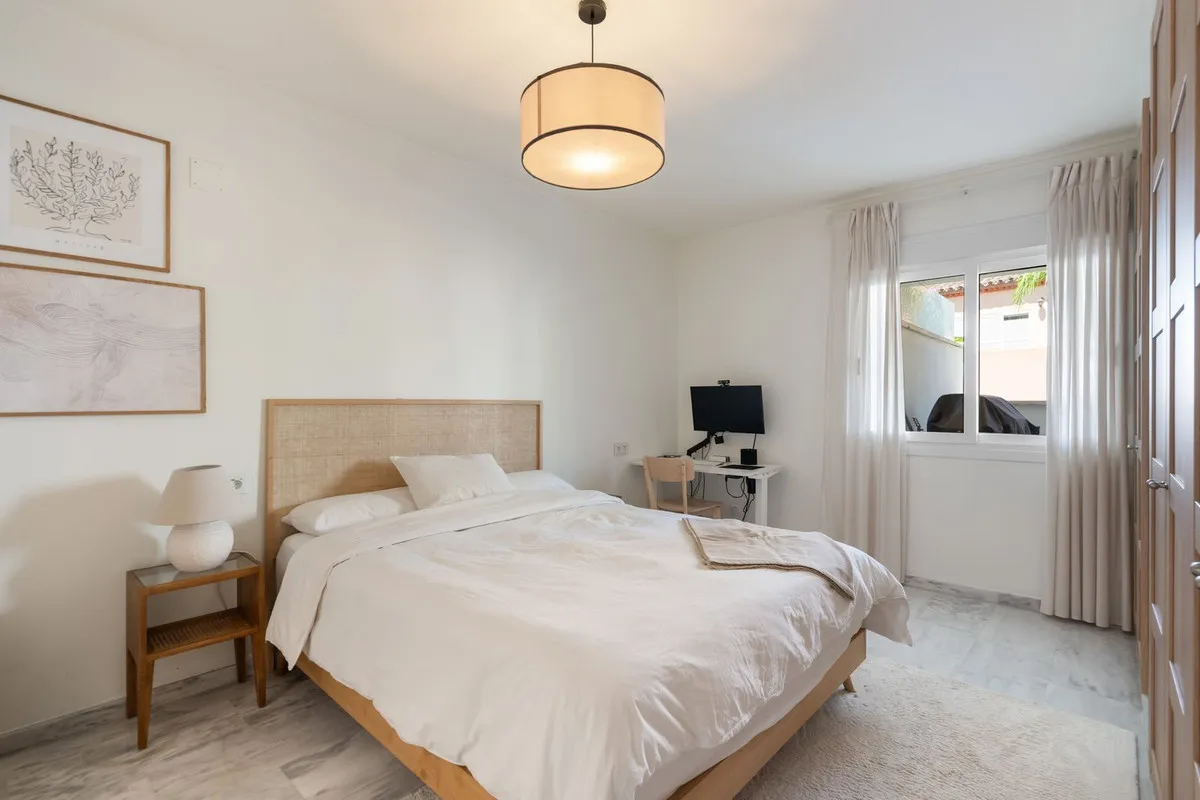 bbee45b2-0e45-42b6-a480-ec460576846e