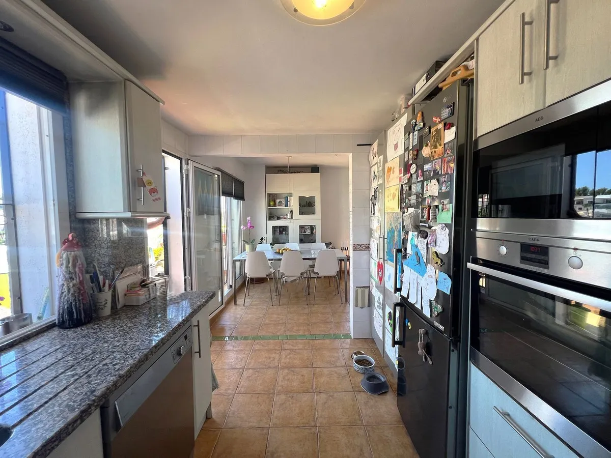 6d5811be-285d-4347-8f21-5e2e0bcb4f29