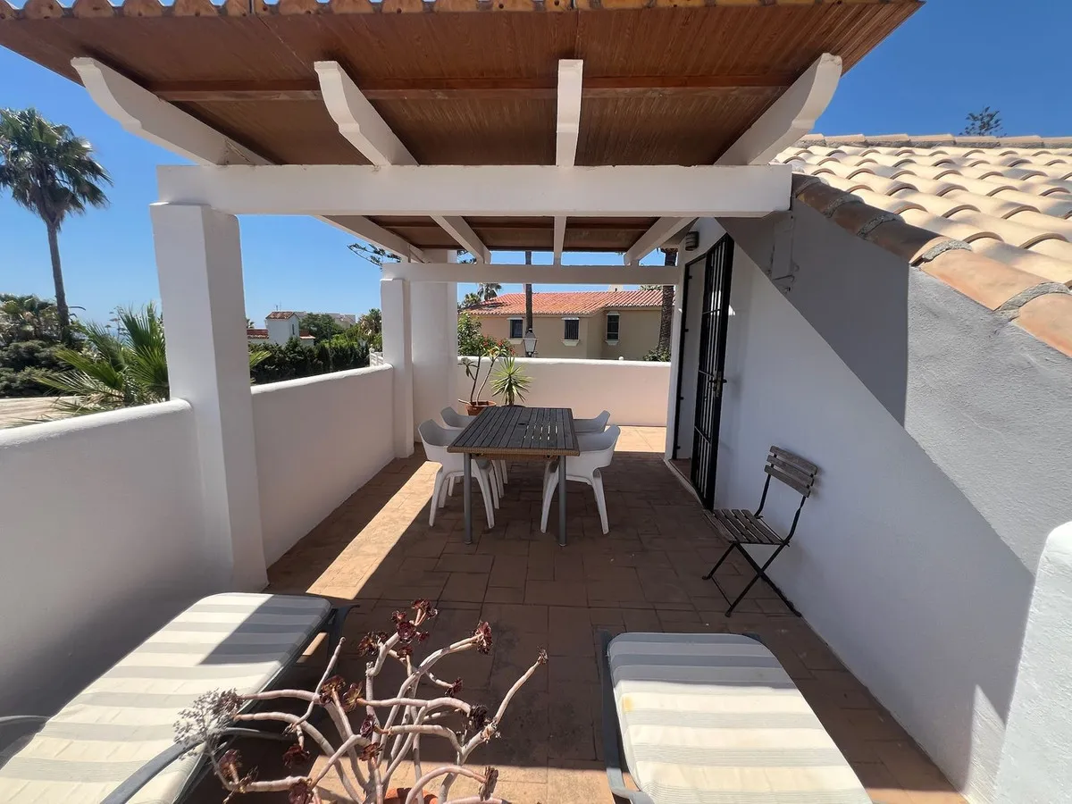 8b1303c1-c4e2-4ca7-bc8a-109f3aa9e3e3