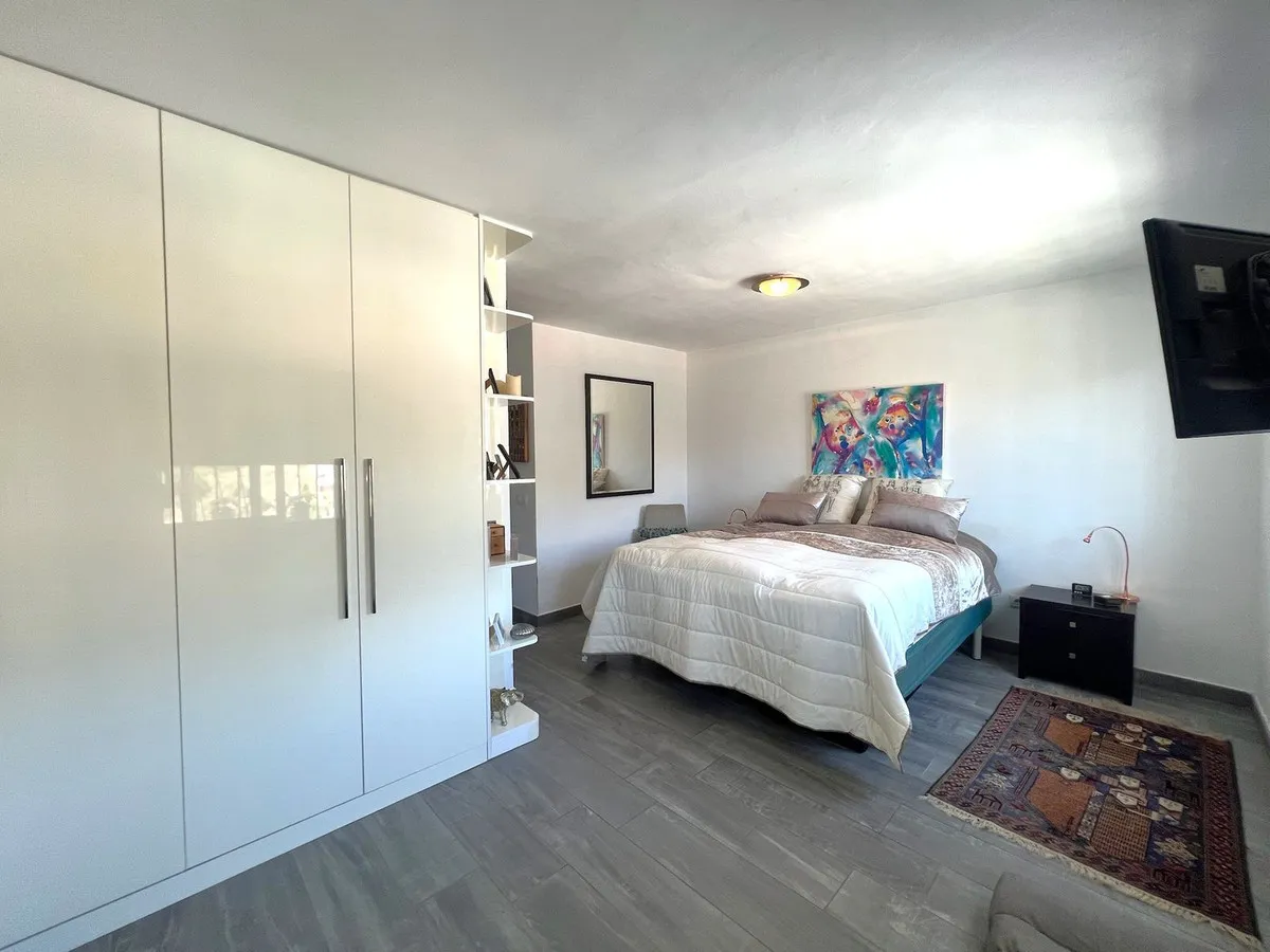 f873f564-d527-4024-bfbc-1c361797df7c