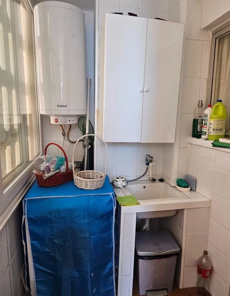 77aa0bb5-6dec-4008-b8fb-81b01687ae9d