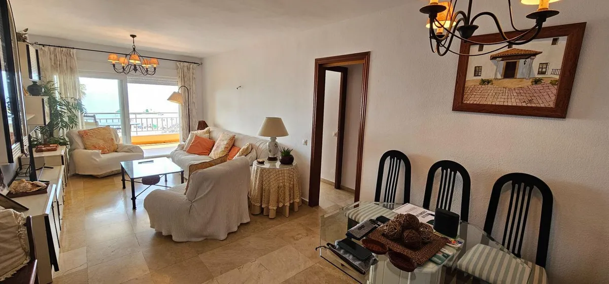 b4b70b90-1962-4b38-ad5a-3312a03269ab