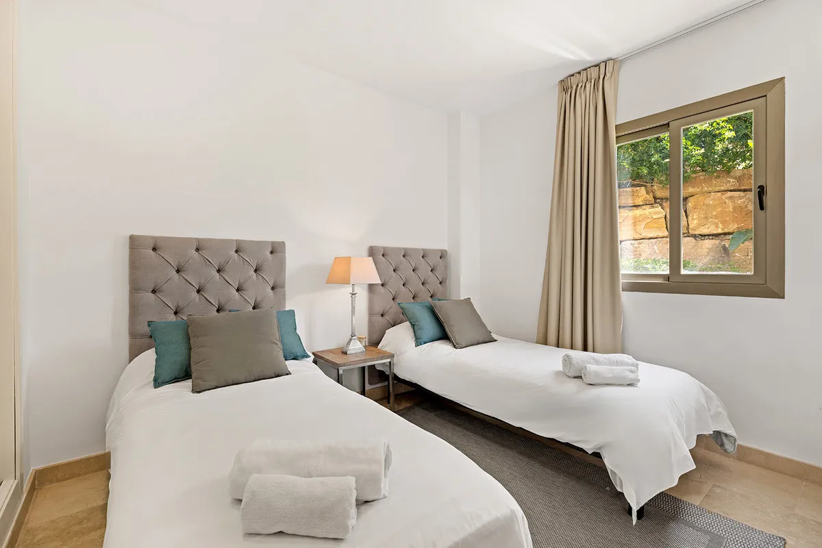 2875ba56-f041-4b98-9f16-9c0b9110140a