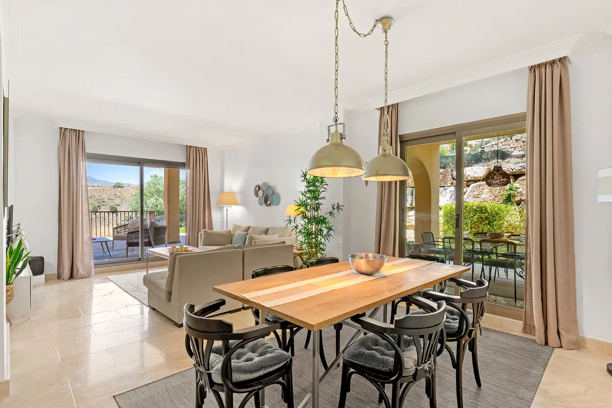 d4d1bb43-26c7-4c2b-939e-be88943dd465