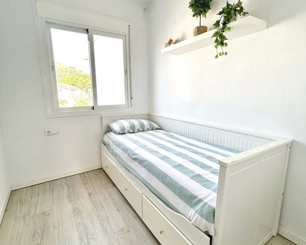 192b6d43-5325-4706-a670-0bacfbc79e13