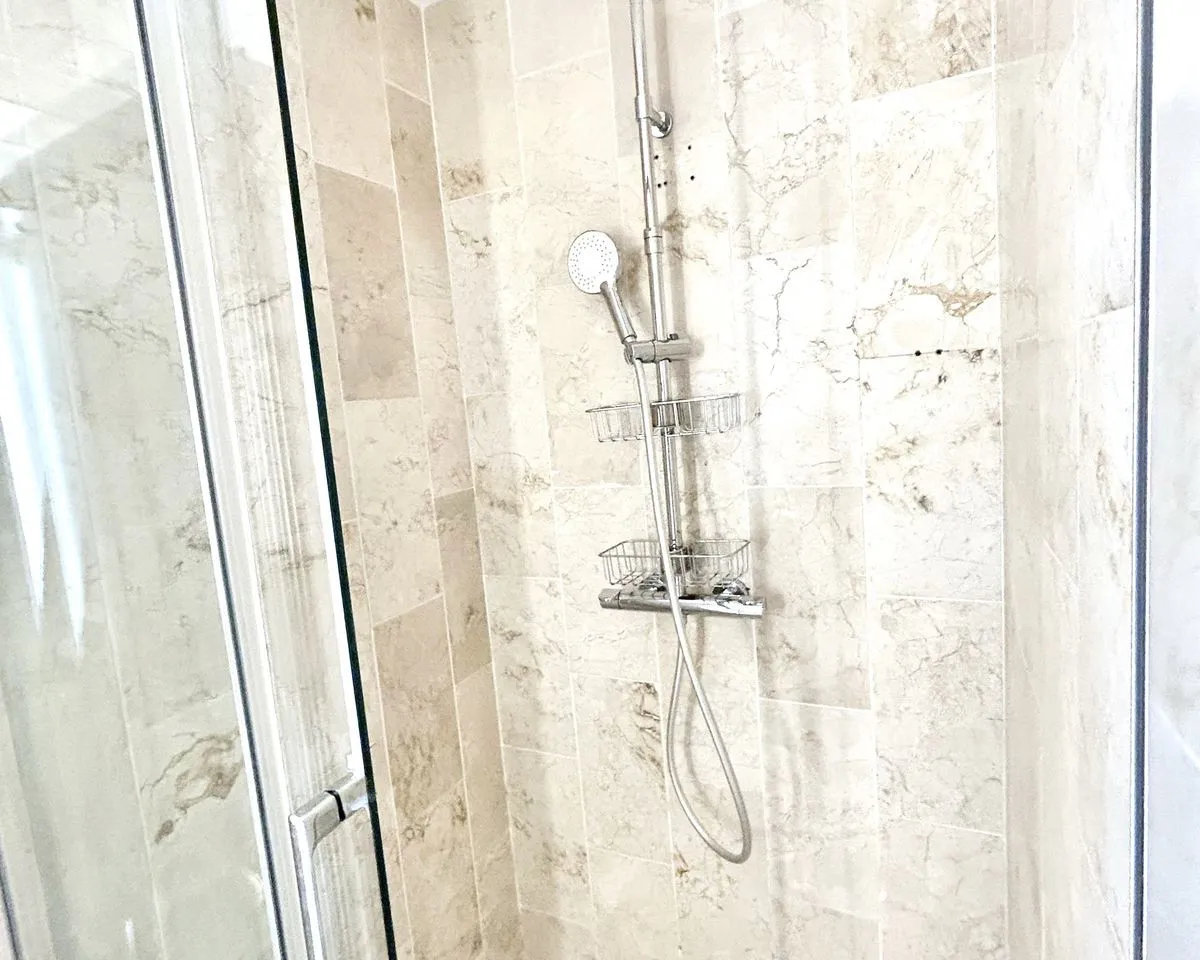 43dafb04-bd60-44e2-85df-f8f7fd2bab8e