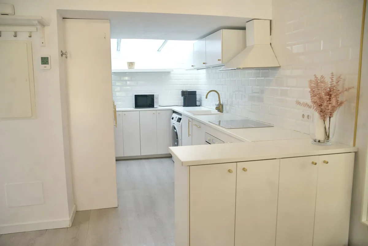 b2070d23-6230-468c-b0d4-841057679e51