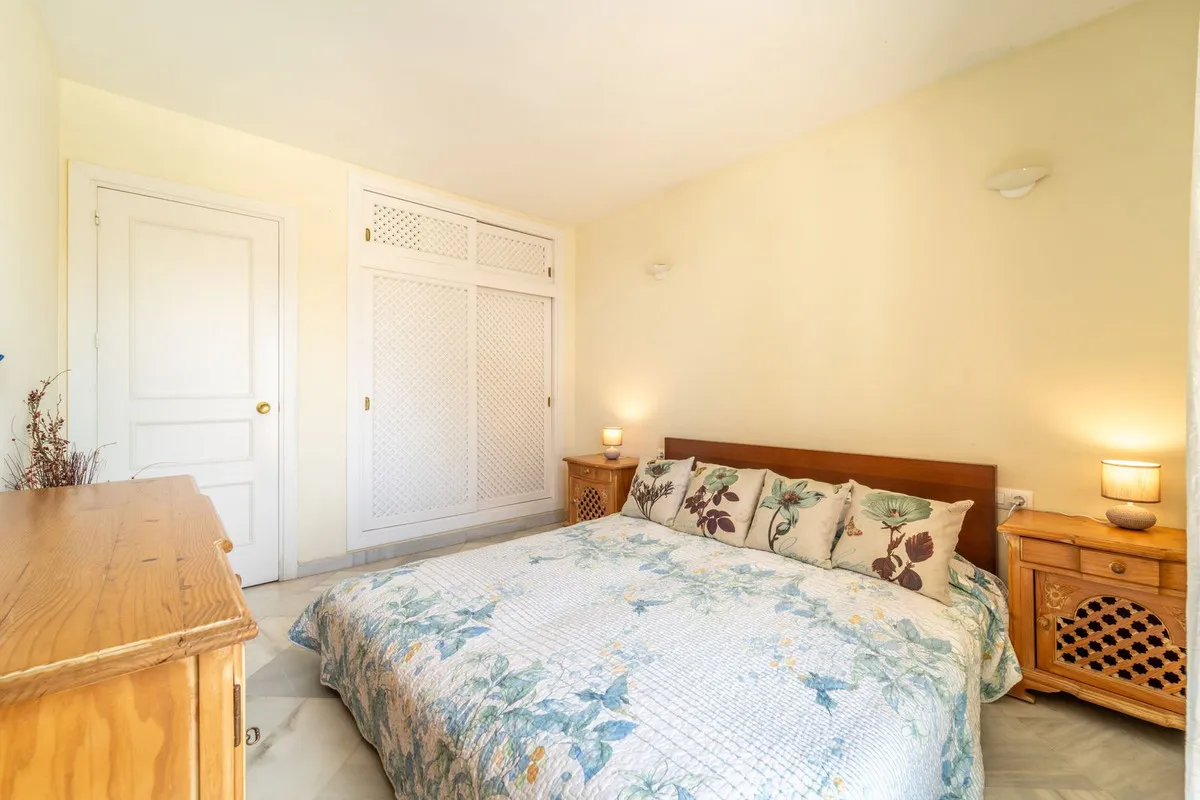 e33bbbec-ee02-49d0-aed3-10295885b368