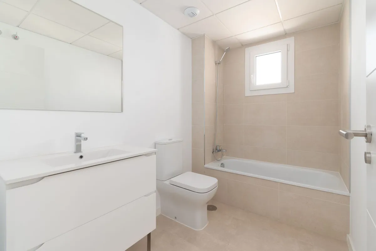 a9033d17-6ae5-46b7-bd0a-ed1d2331cf9f