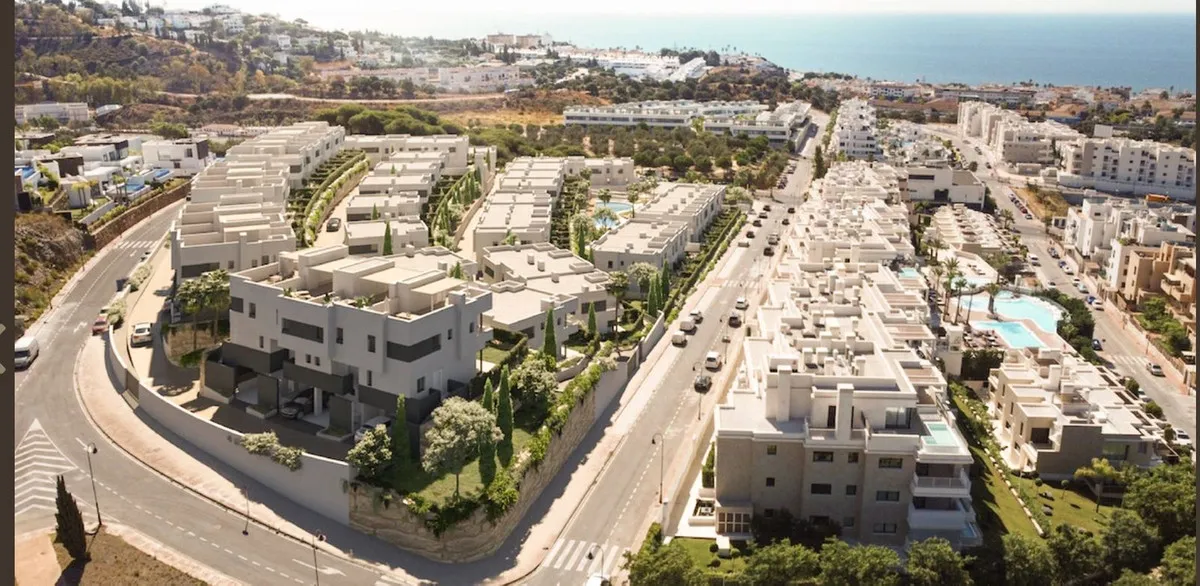 c03c1aba-24e6-4137-82e6-996008f67dd5