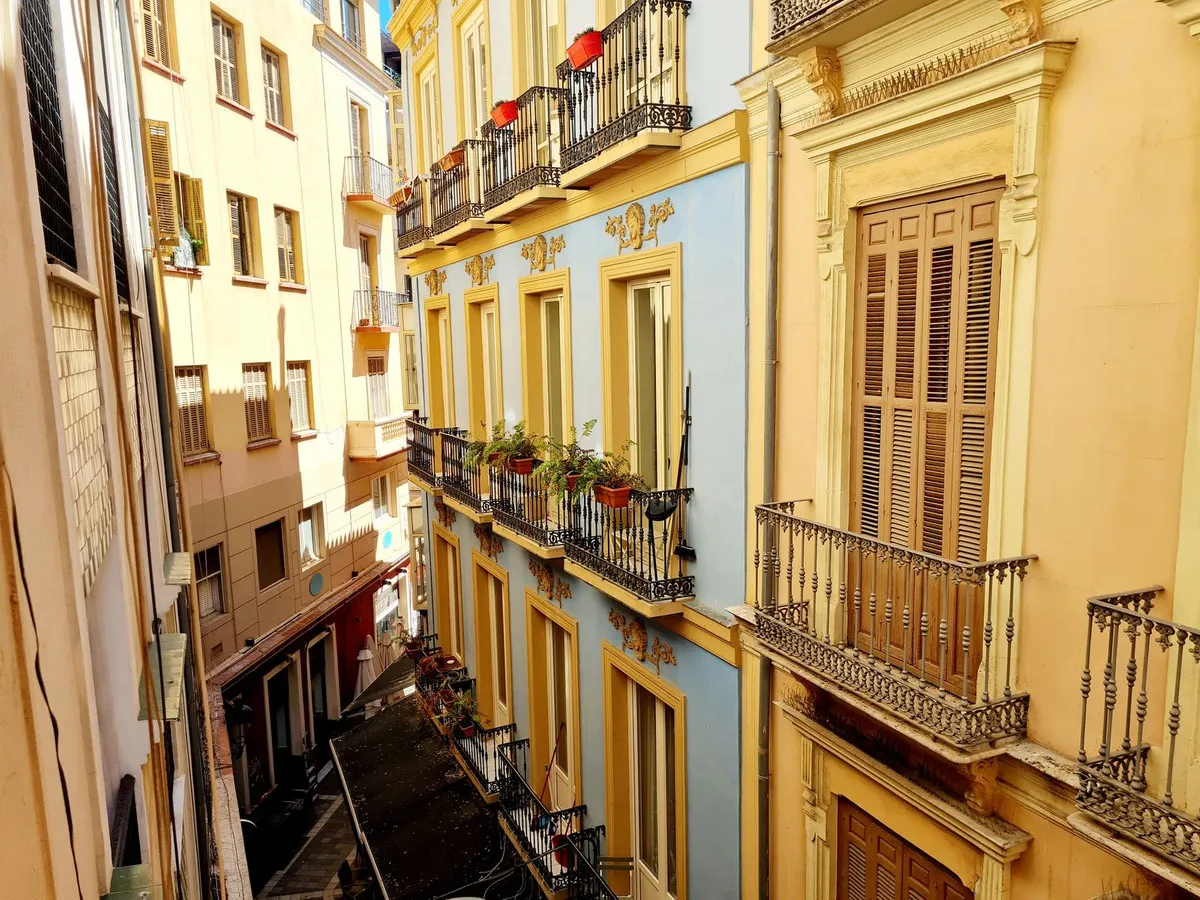 304ce43e-9334-4f76-bf7e-94e3270ee27e