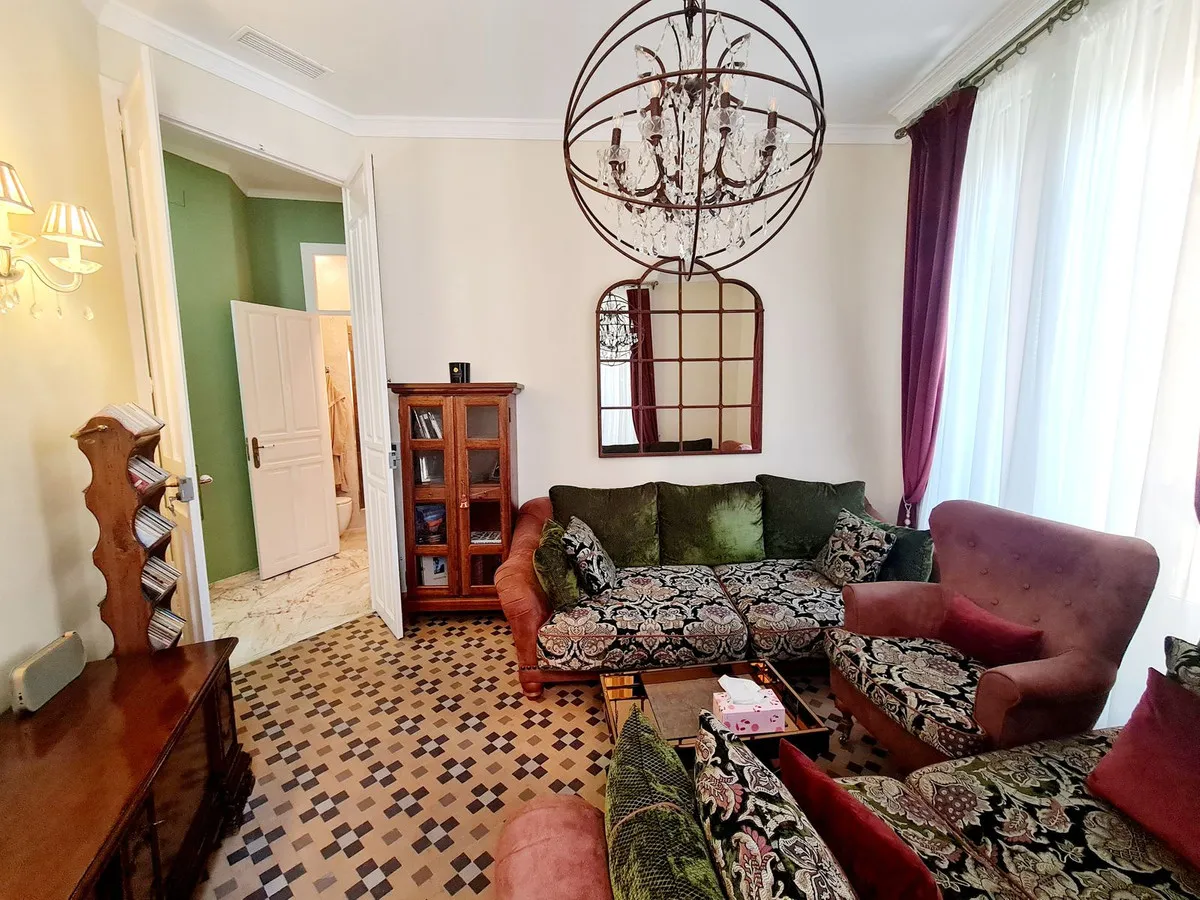 56617694-f5d5-4f5e-bff7-09e6d77b84bf