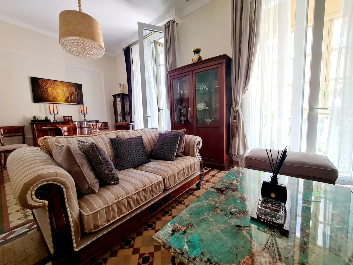 fb9325f0-b750-44ad-ab2f-25cad9b711d4