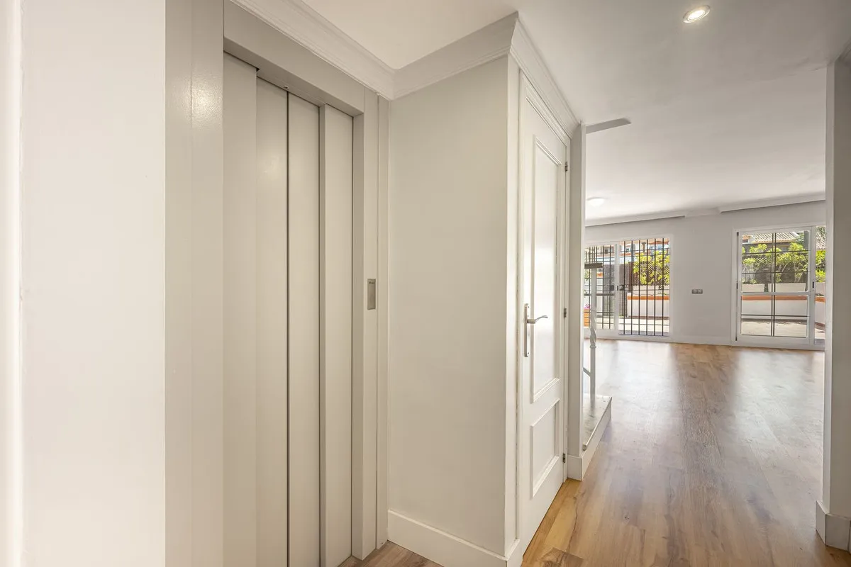 0d819d20-a8e3-4c60-a083-c4c5a19d9333