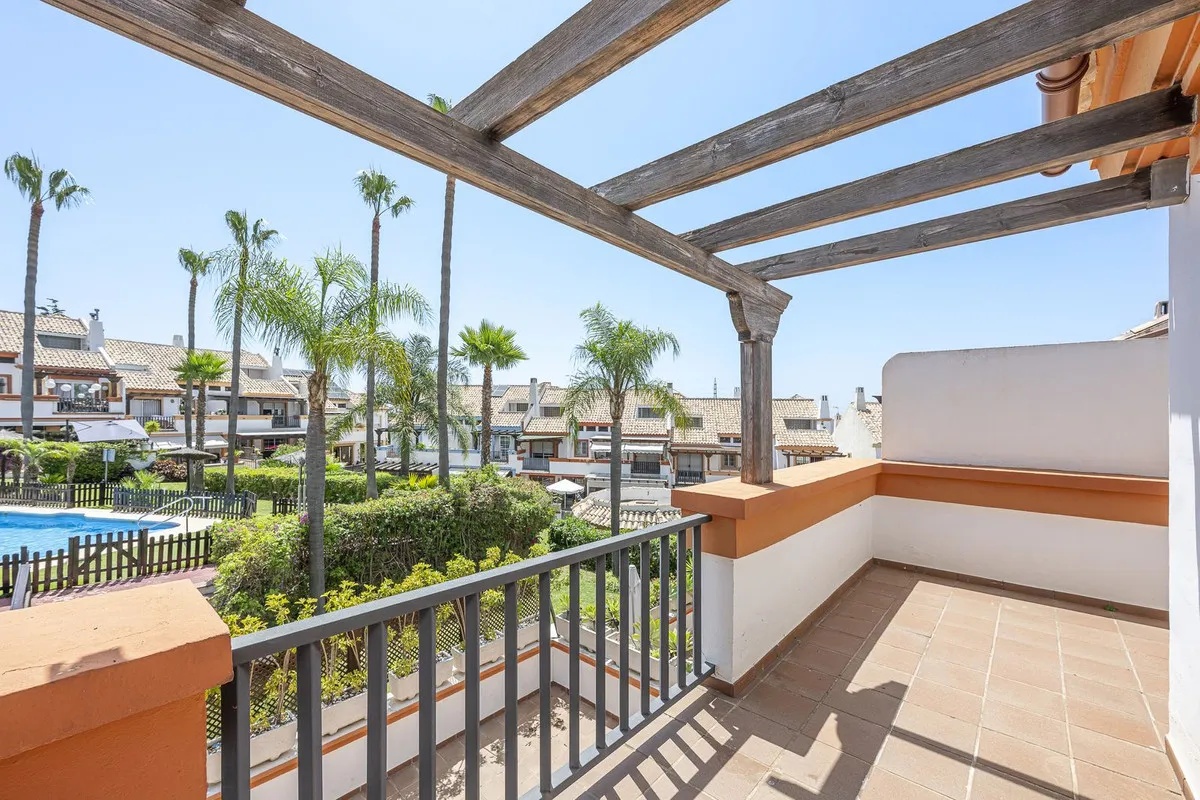 2b6463e0-0151-4cc3-9d36-0768d06388f6