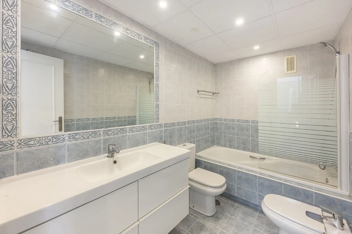 7a838dd5-693b-4962-8a7d-b85959bce1a4