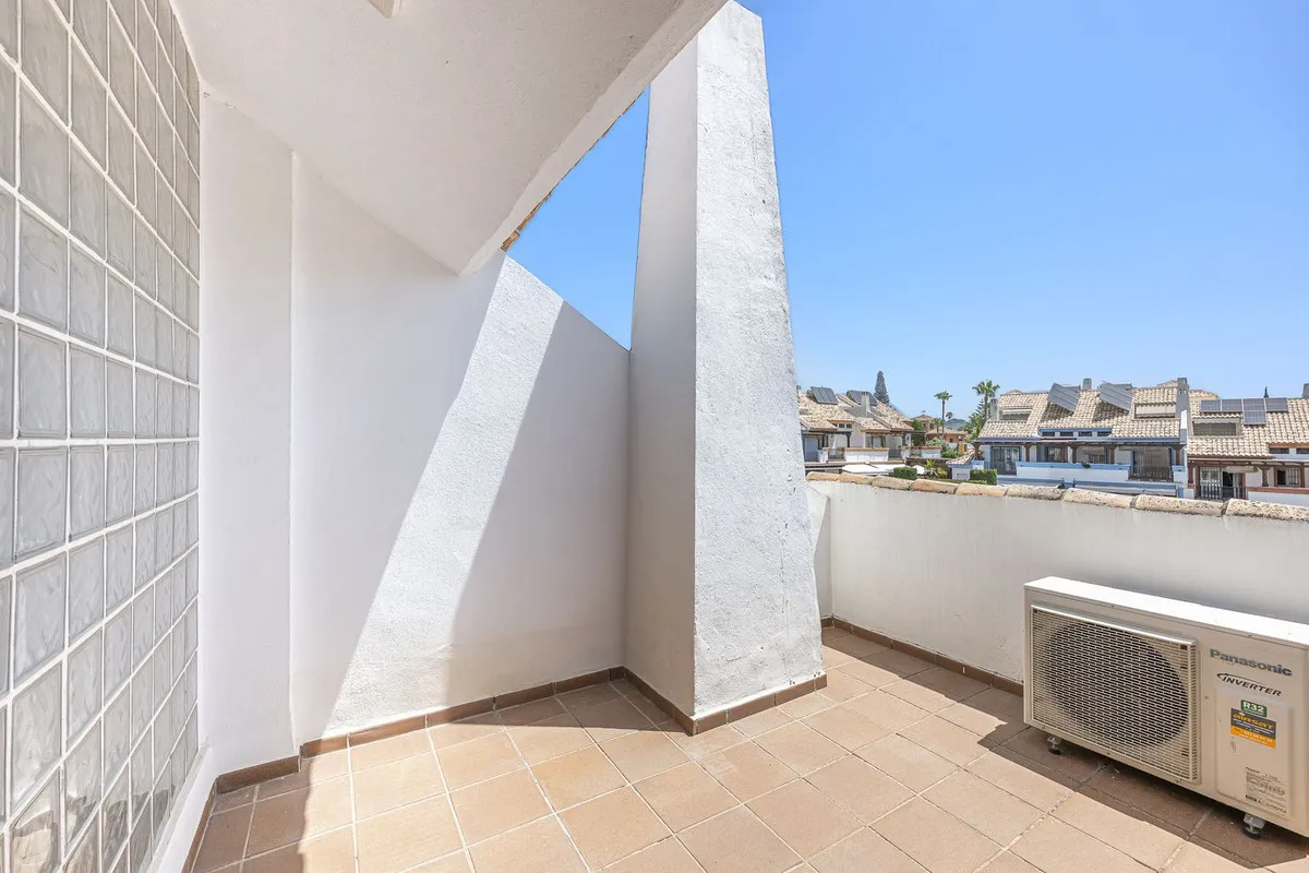 dc41760d-61d5-40e2-938f-25b5bccbfef5