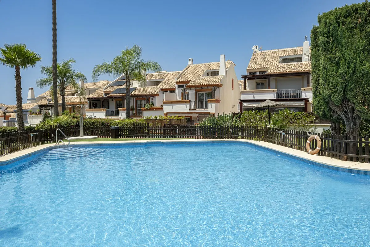 ec01b099-eb51-49a3-bb49-465feb92886f