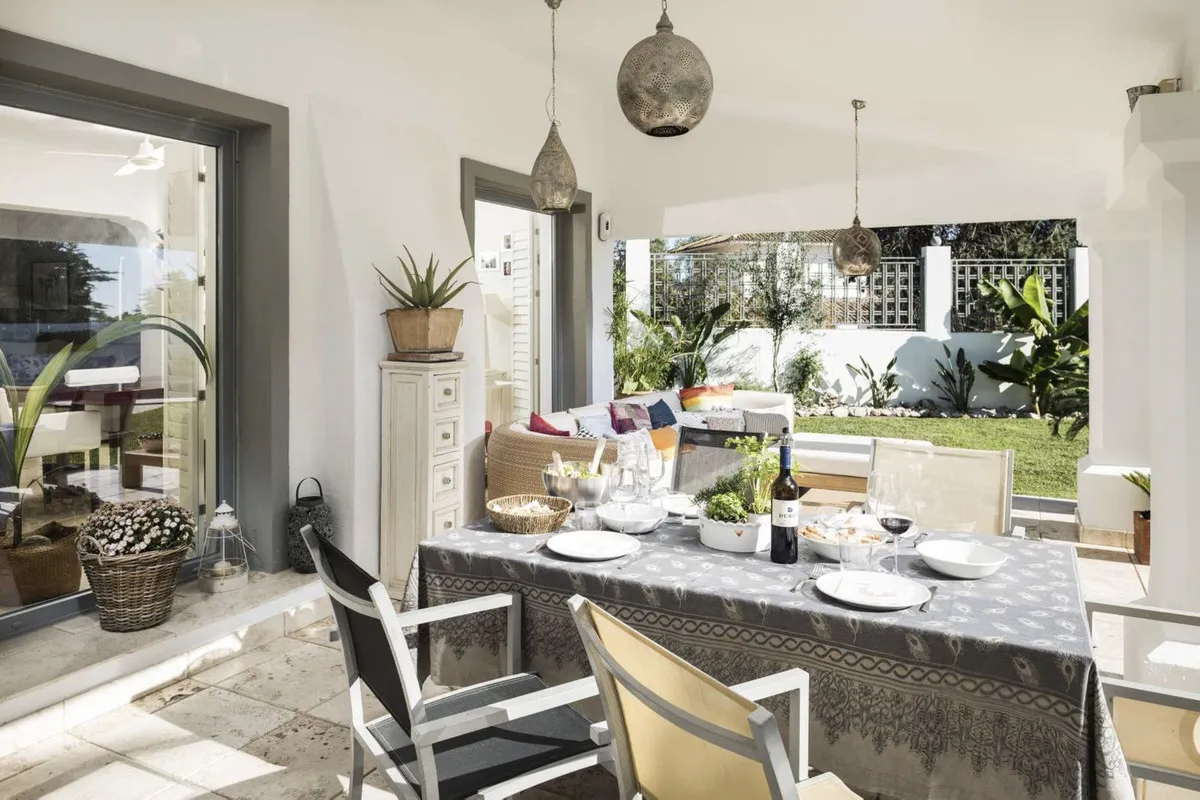 6b5bd934-6070-41a5-9e2f-2563e063f0d4