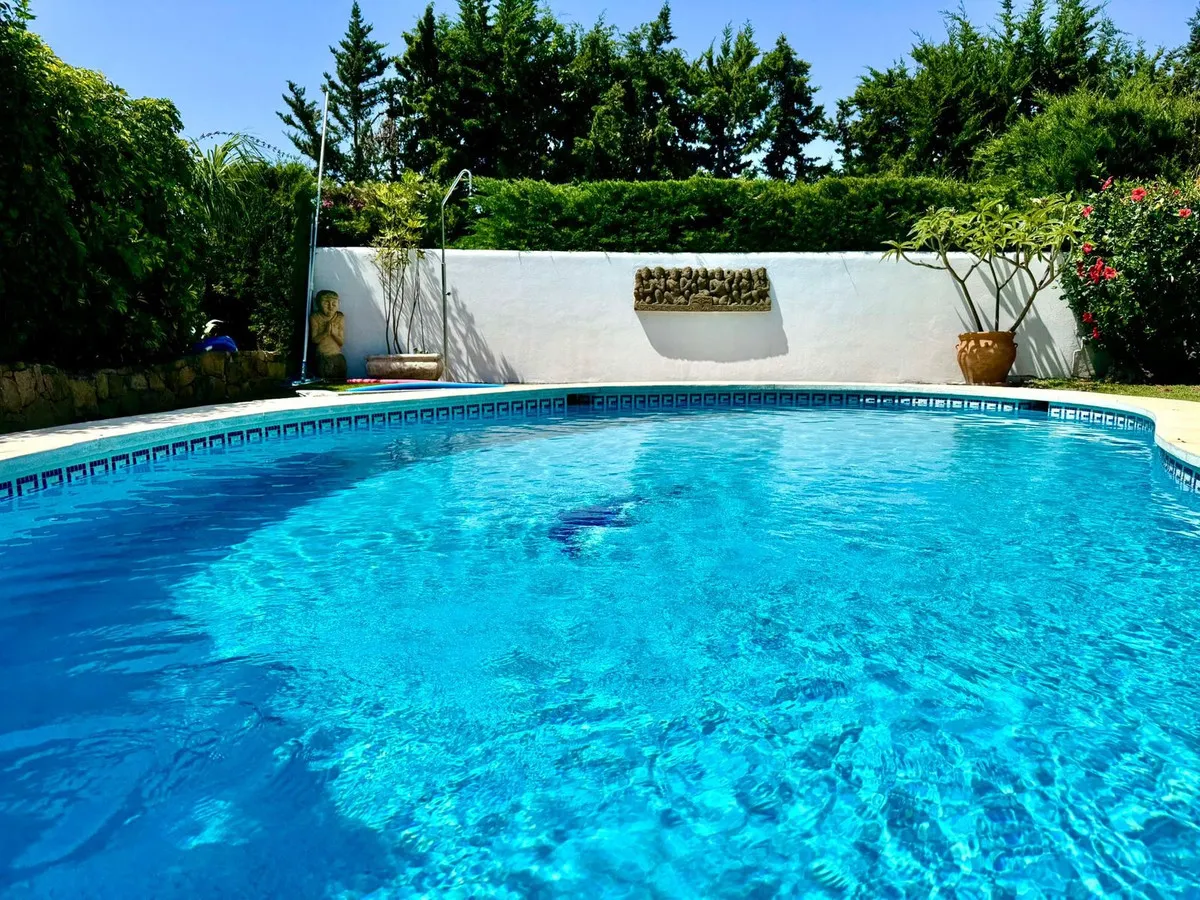 cb16418a-a6f1-4aff-ba63-afa7ed3420c8