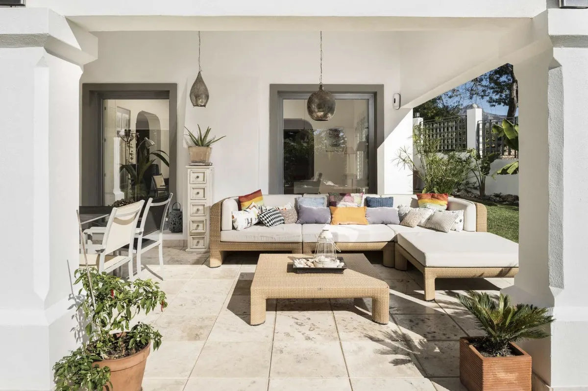 fb1b7e55-fb91-4115-9ba3-c032ddbf84dc