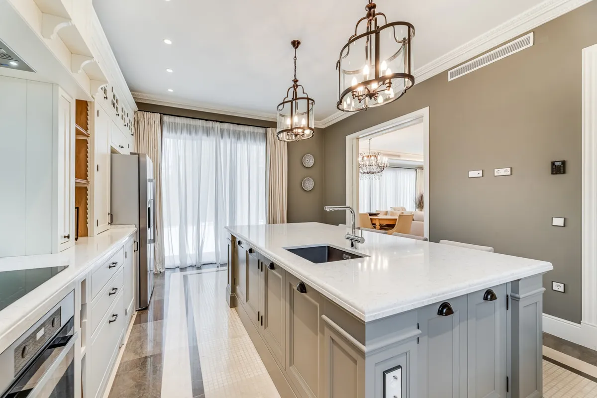 5f483515-5a83-44ff-a86c-e78d1747a418