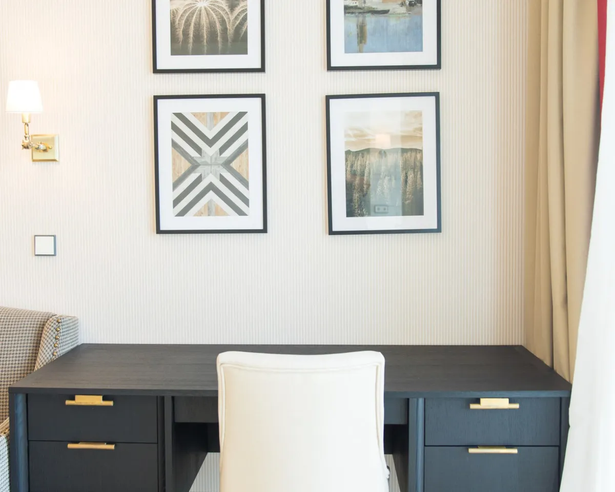 e10ef5e7-e1c1-4105-a971-04e97e900a13