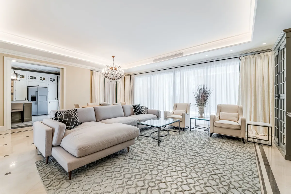 f52fef9d-d817-4ea8-9180-34c1f1f4a266