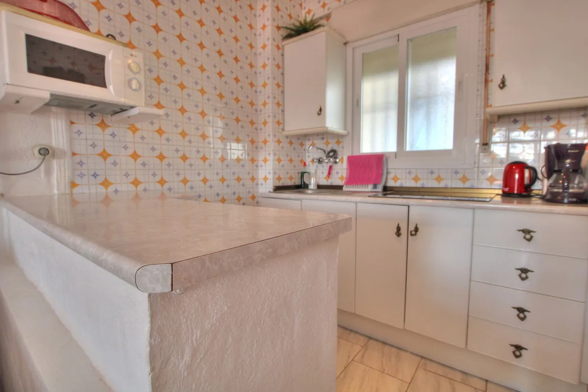 cf939cb6-1575-4a26-b75f-7c7afc0f7185