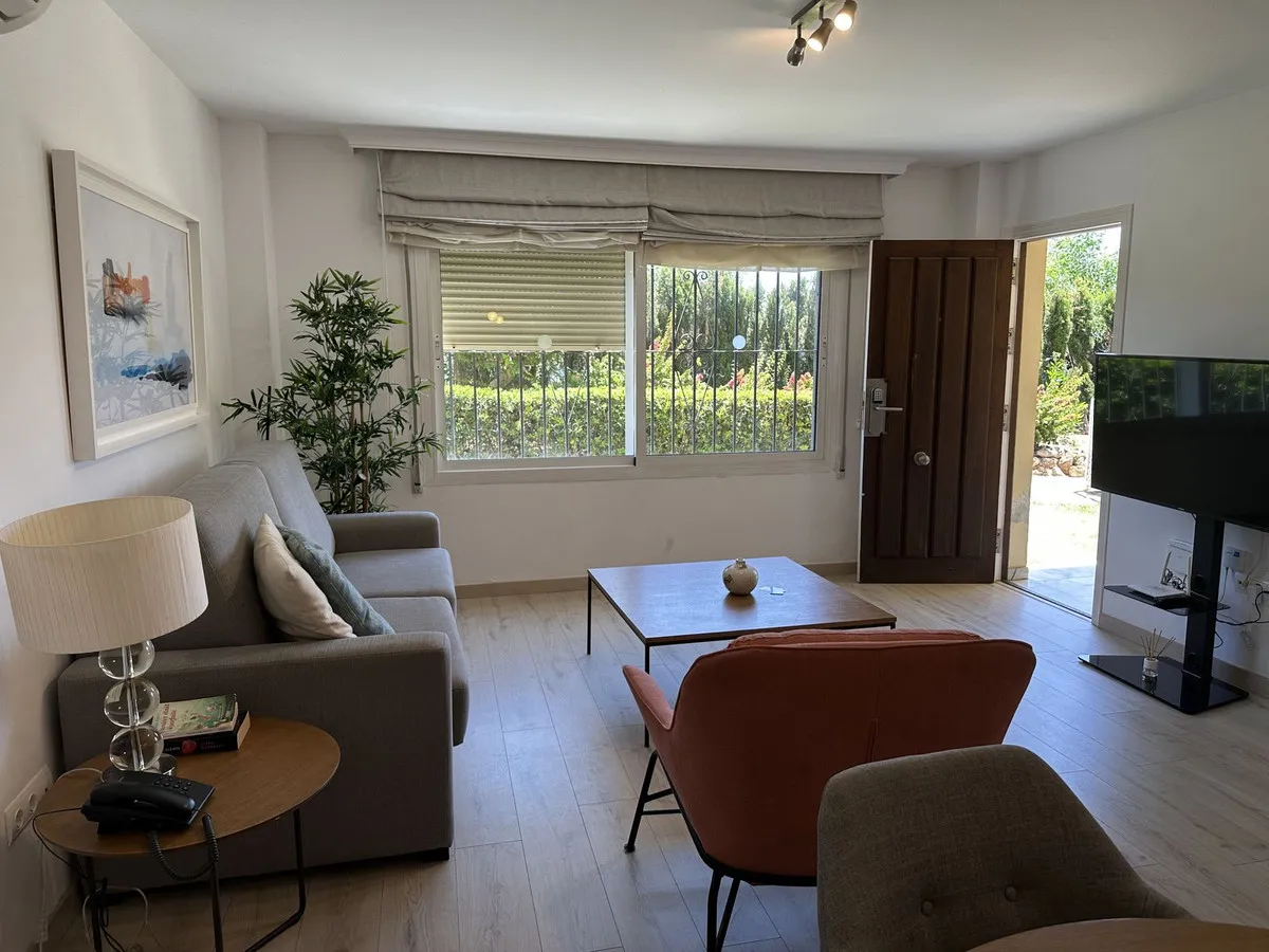 1fb10c47-1c6e-411e-8ef2-a623a2d8c268