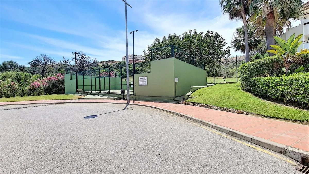 4388211c-7b5c-4a74-9613-e0ad7ed1f170