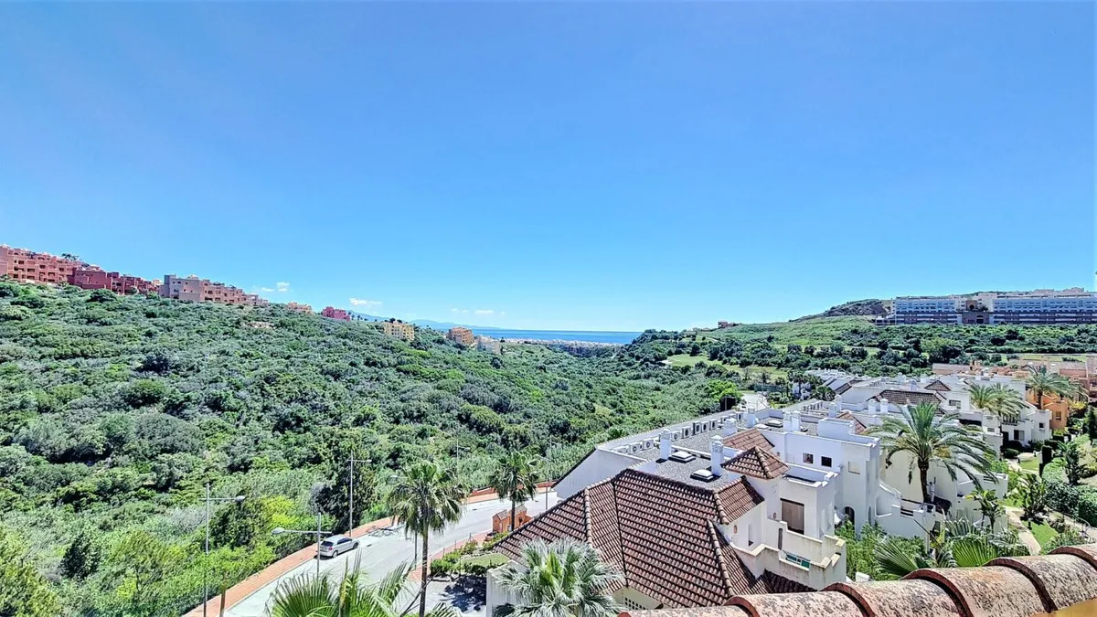 5dda9397-5e45-4c80-96fe-63d9406bd699