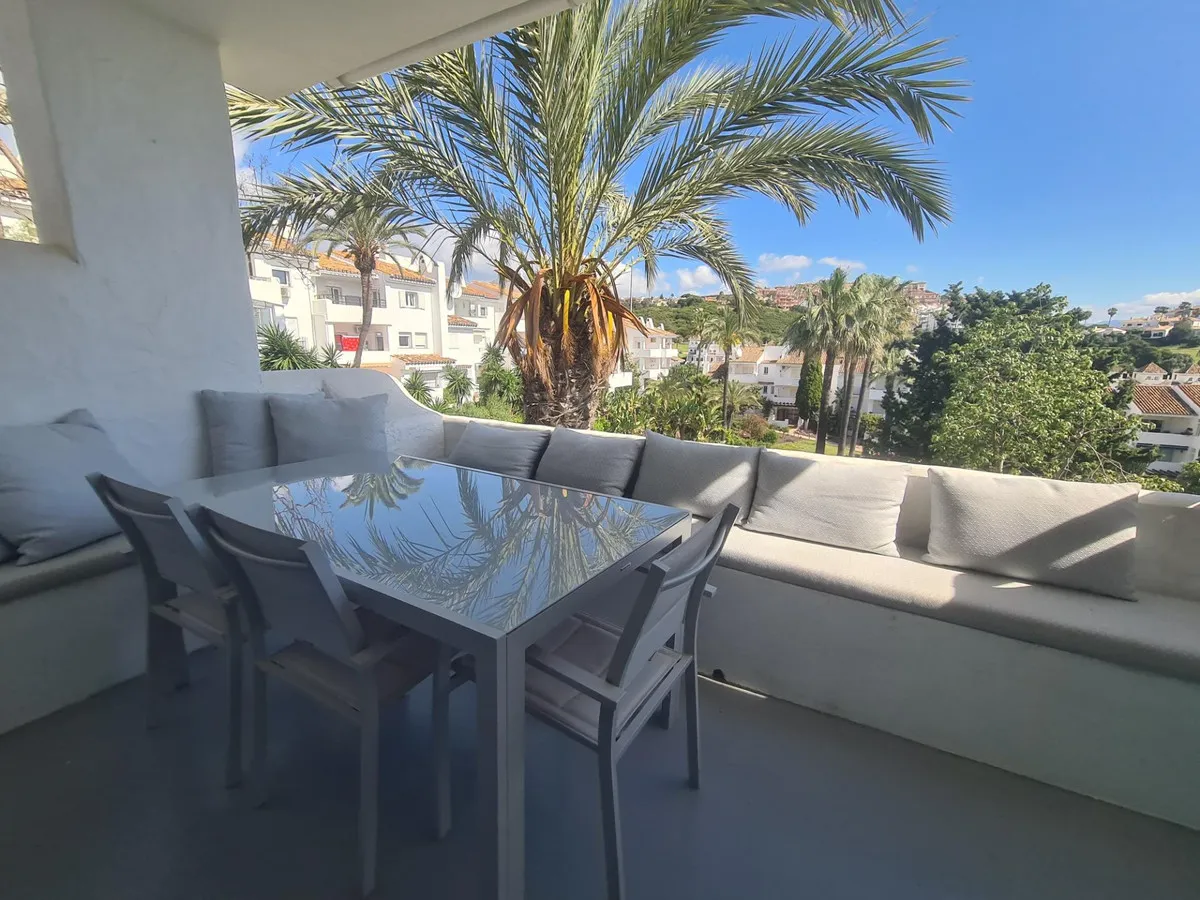 96a5c35b-35ff-41db-87c8-6ef99da6e792