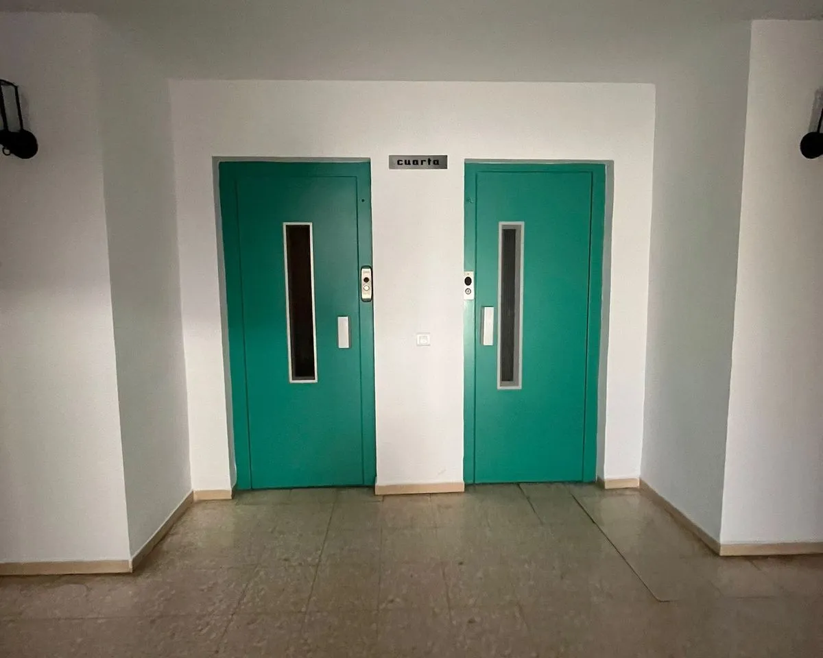 c6fdb759-2a34-4759-95ac-3e4607a747c4