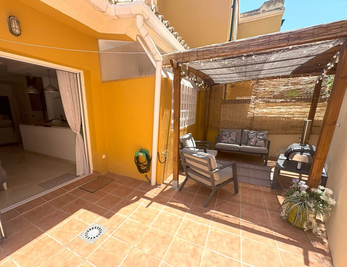 6da852da-e8d1-4552-b48c-85adfff65ab5