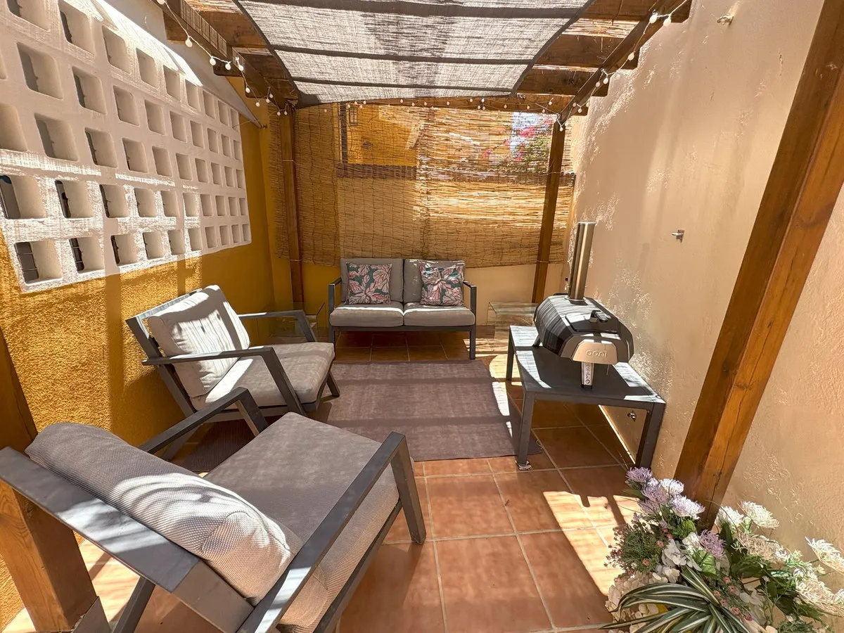 752b7673-6eef-4b4e-8f7c-347965a91f84