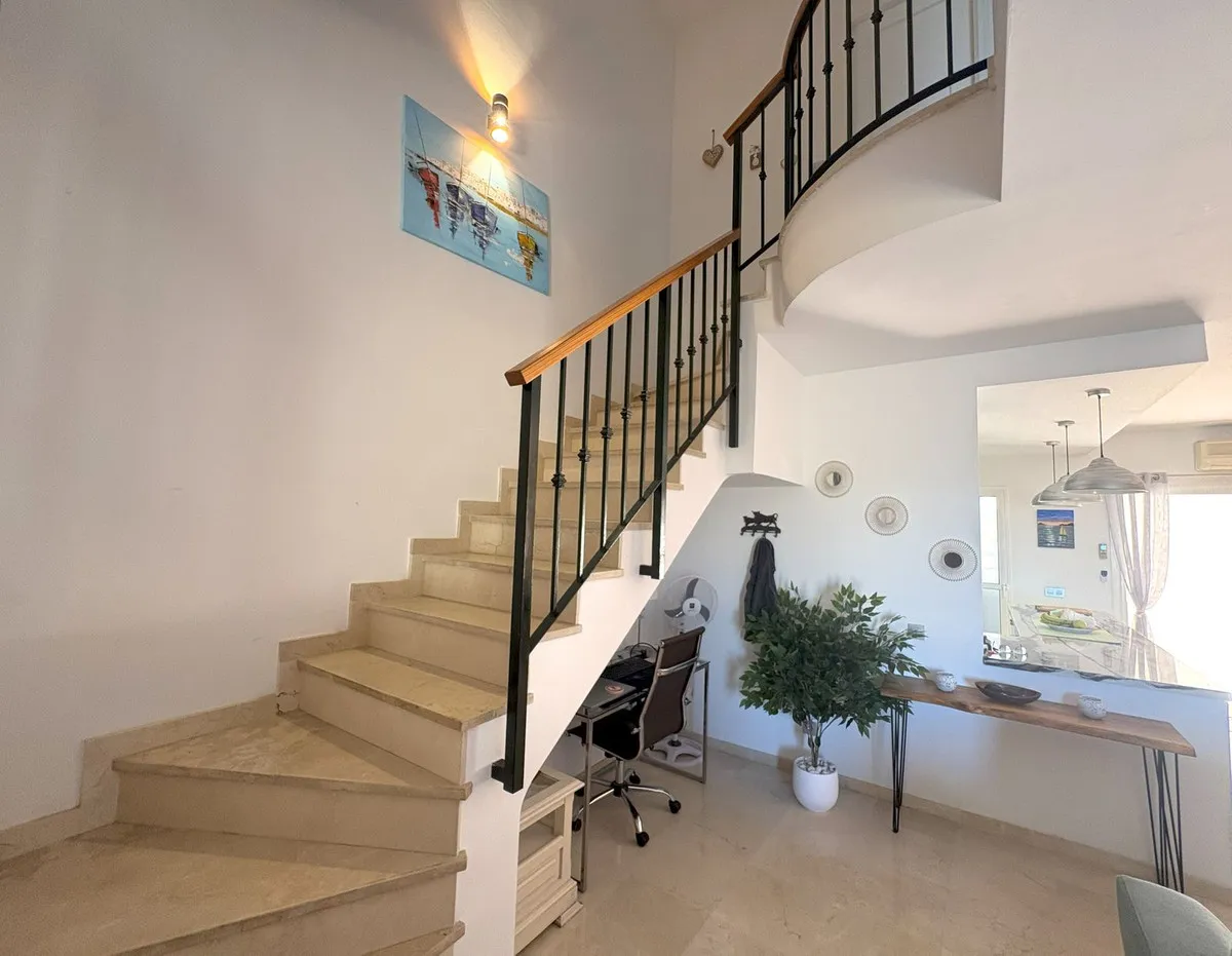 96d7766a-34c0-4d1a-82b5-f61aed0fbd8f