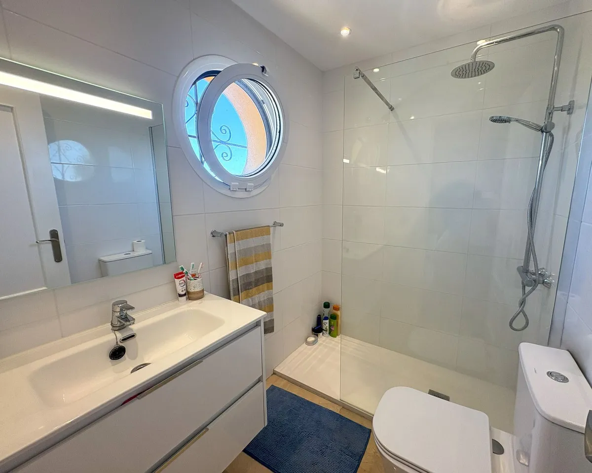 a98d3457-1eba-4531-b53b-9fd0f5d6431e