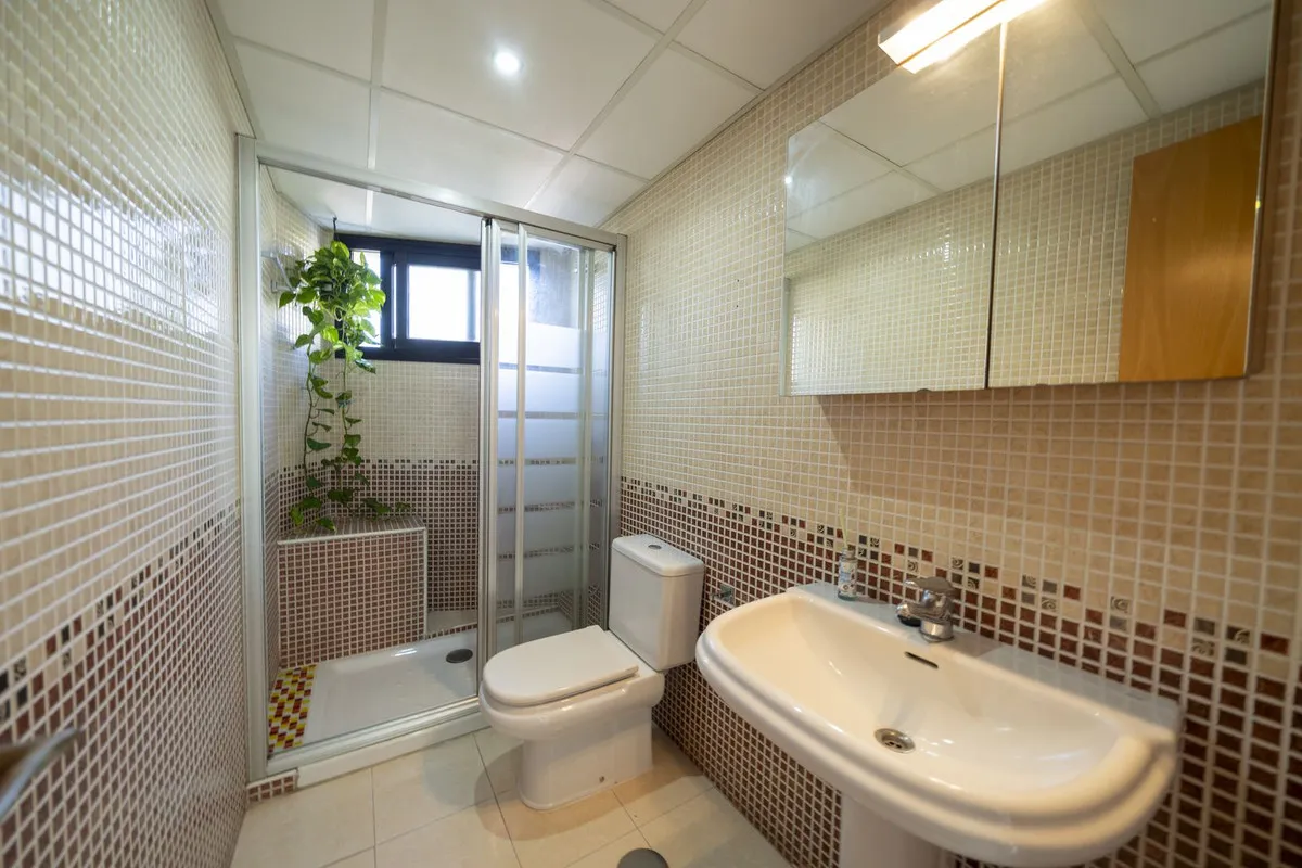 bc6028d8-f8f2-468c-818f-8396ac72b179