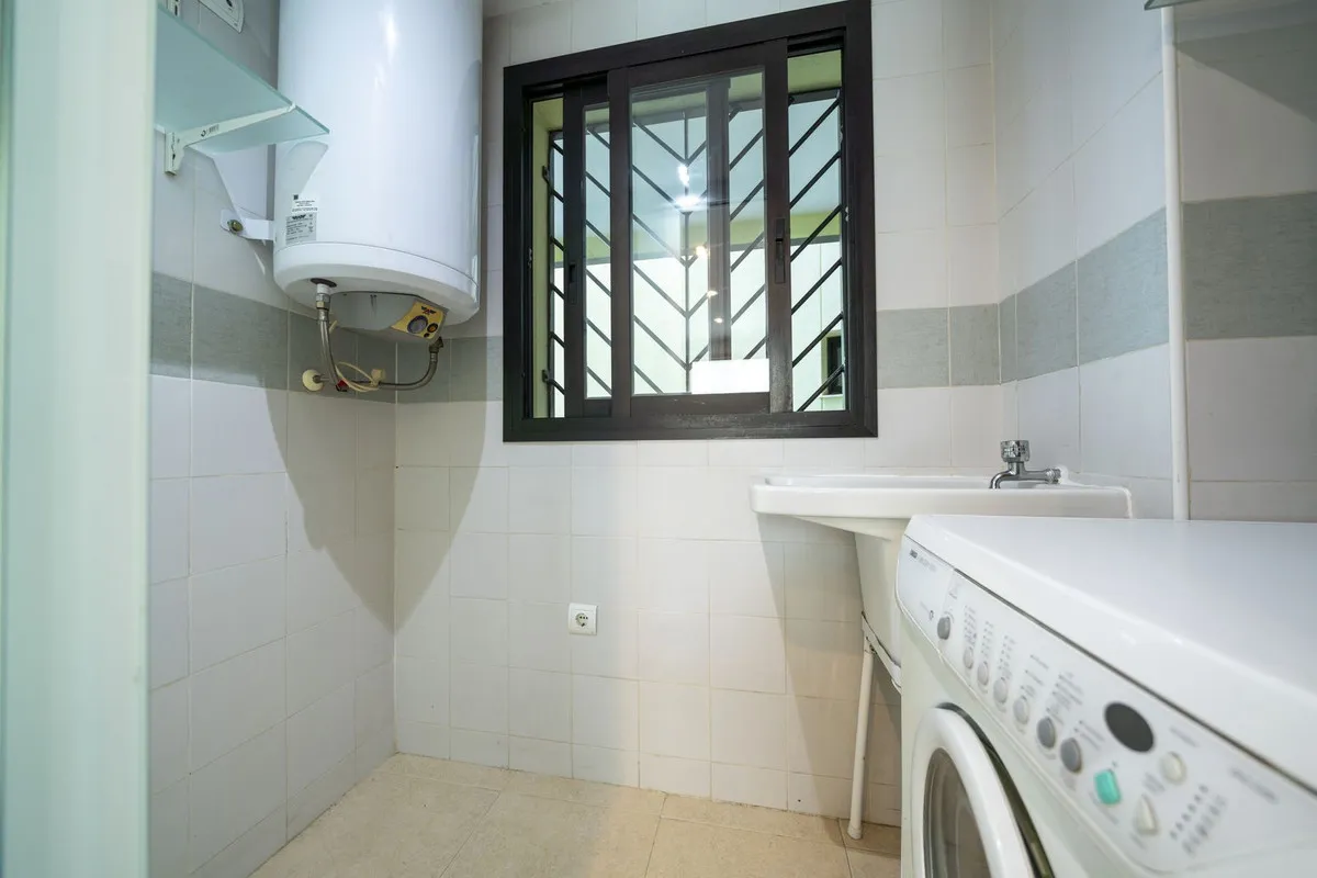 d09ecaa6-0789-43b0-80db-8d717ee76f89