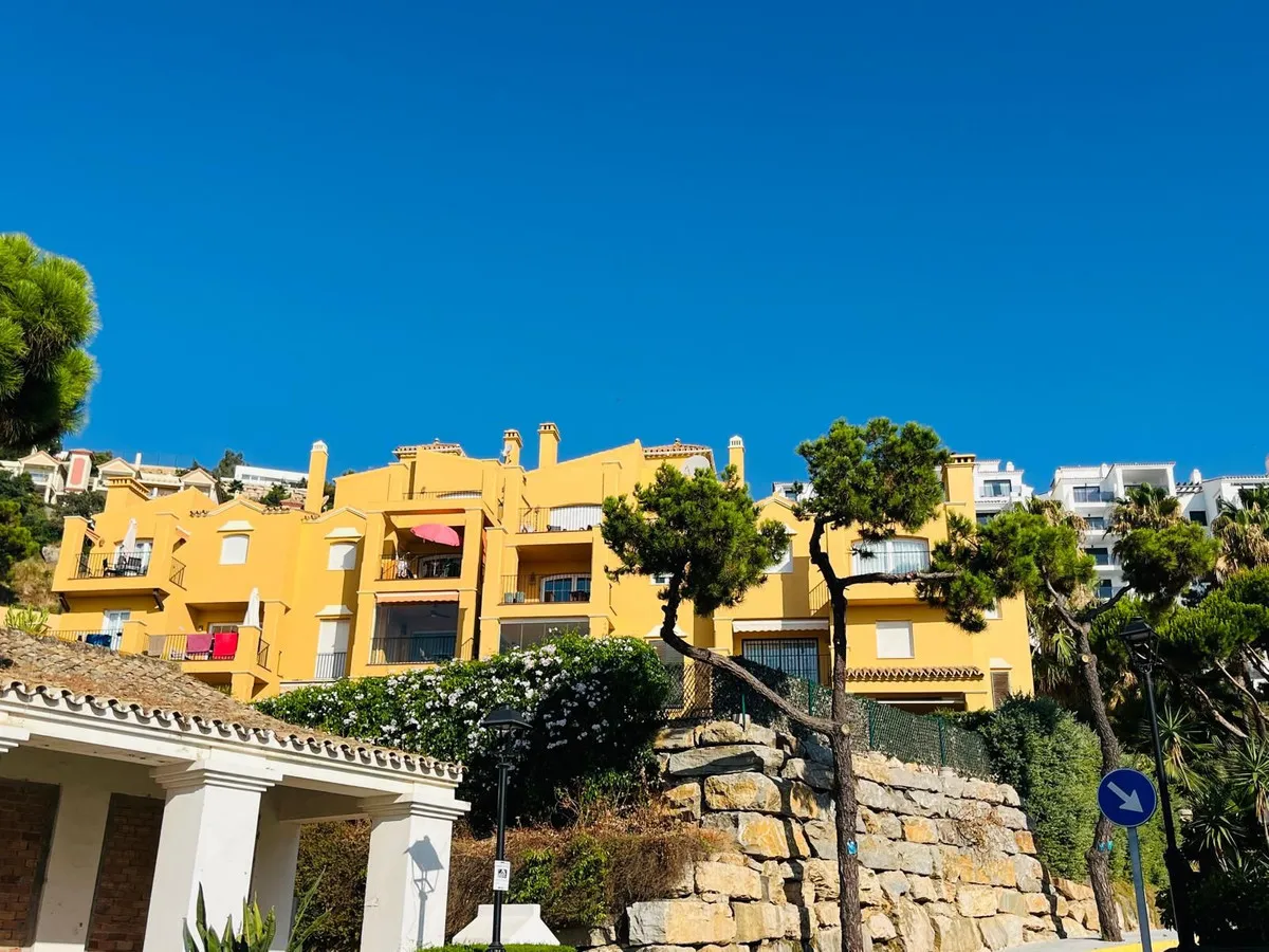 36bd5908-229b-4cd3-ad09-00a1f10406c0