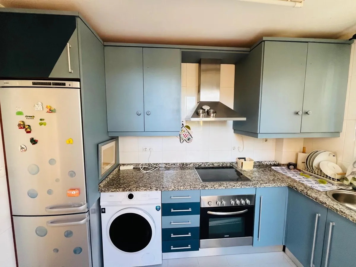 b16f34a9-efb0-496c-b5a3-e328e1ef56c5